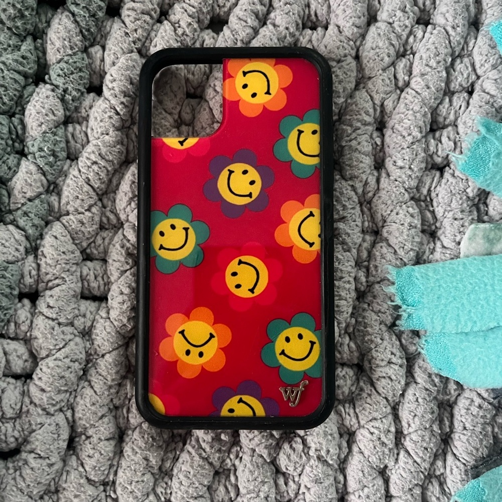 Wildflower smiley flowers iPhone 11 case